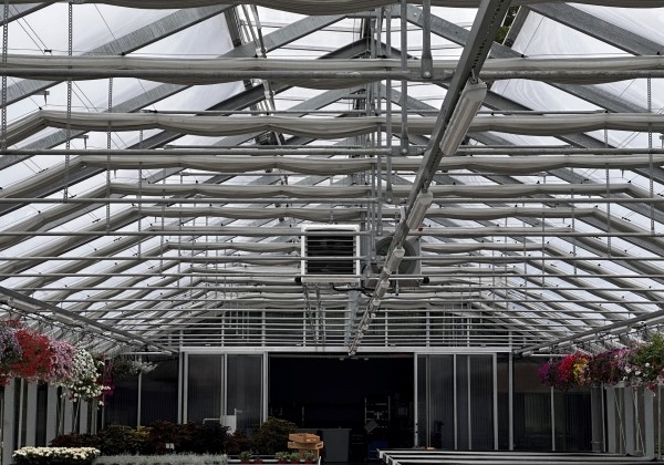 Energo/ēnošanas aizkari siltumnīcai 400 m² ar montāžu