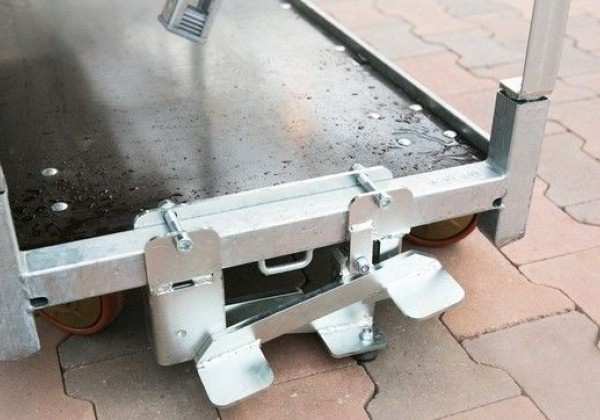 Bremžu mehānisms CC ratiem